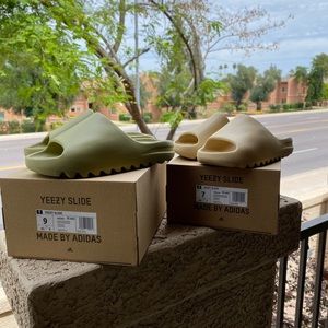 Yeezy Slides
